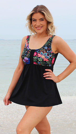 Finding the perfect plus size swimwear online