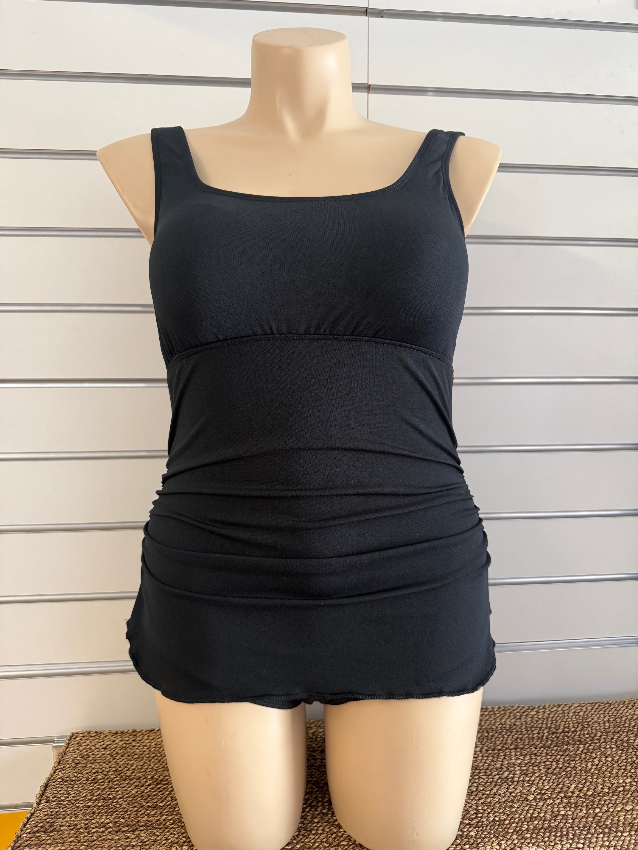 One Piece Square Neck with Skirt - Chlorine Resistant - Black Size 14