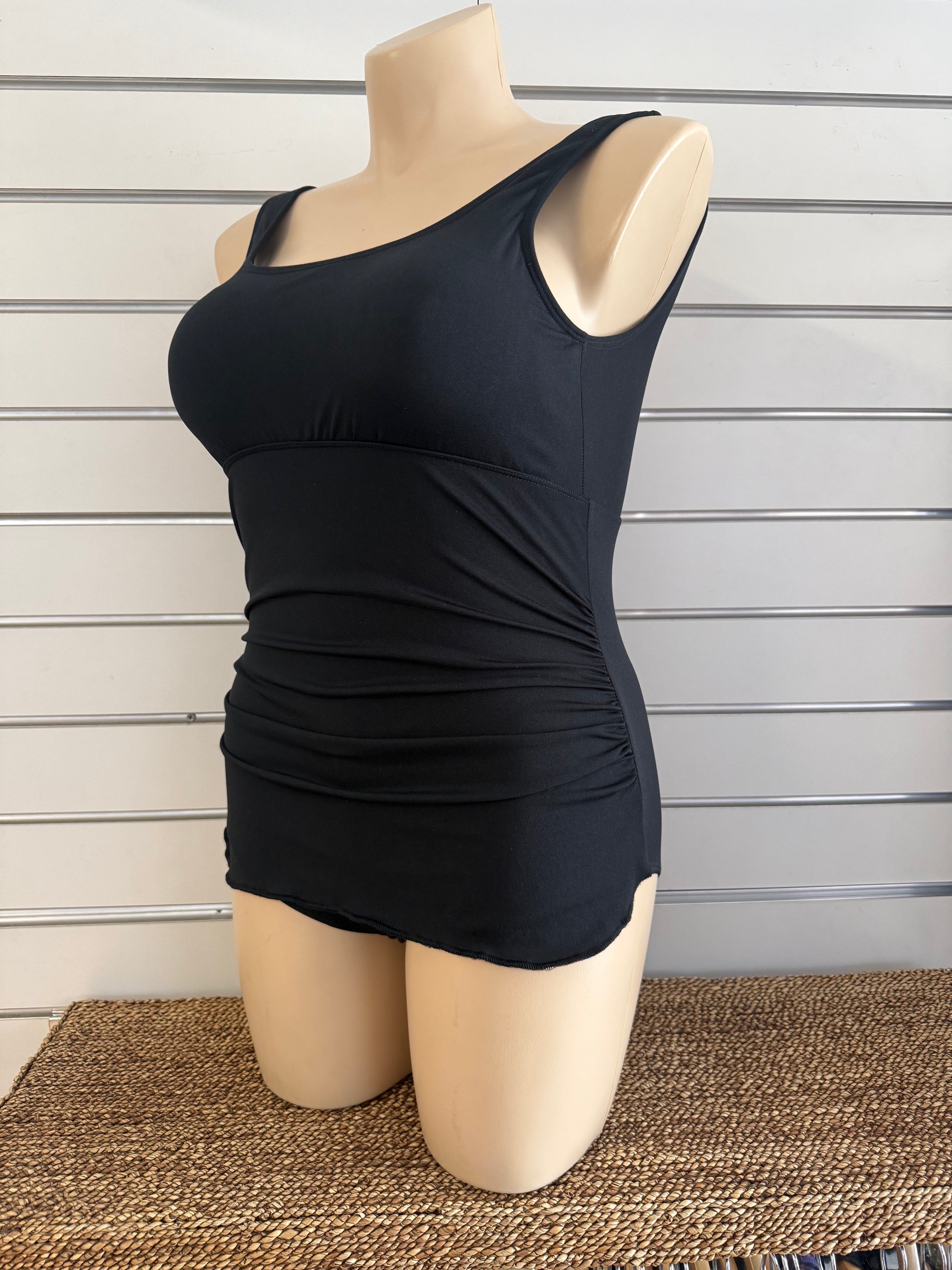 One Piece Square Neck with Skirt - Chlorine Resistant - Black Size 14